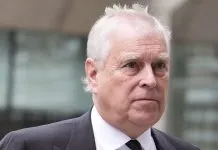 Arrestation d’Andrew Moutbatten-Windsor : surpris en train de "jouer" avec un tout jeune enfant, les clichés du scandale