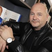 Cauet : pourquoi il a « transféré sa résidence principale » au Touquet ?