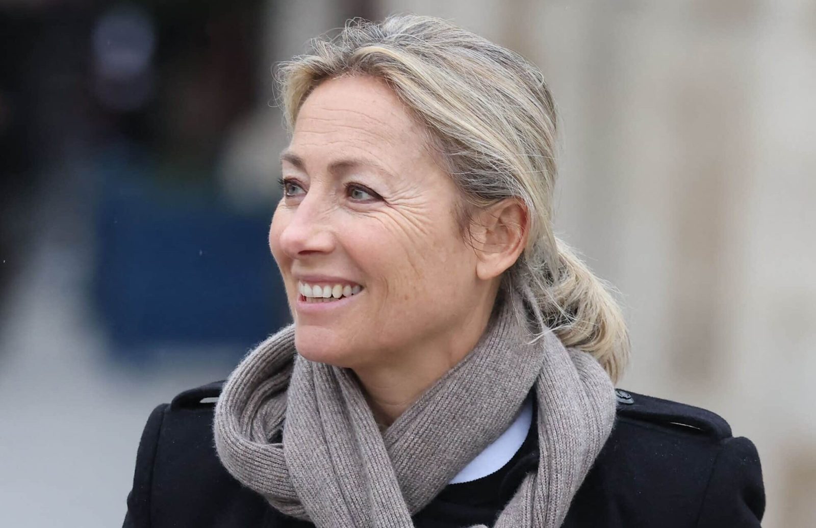 Anne-Sophie Lapix visée à Paris : son hôtel particulier du Trocadéro sous tension, elle se ressource à Saint-Jean-de-Luz