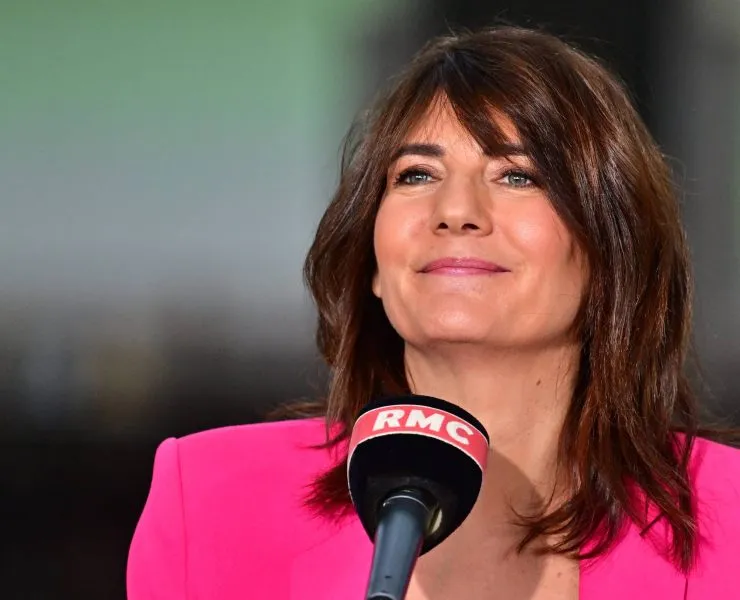 "Tu as couché avec la moitié des footballeurs" : Estelle Denis, lynchée après ses propos sur Antoine Griezmann