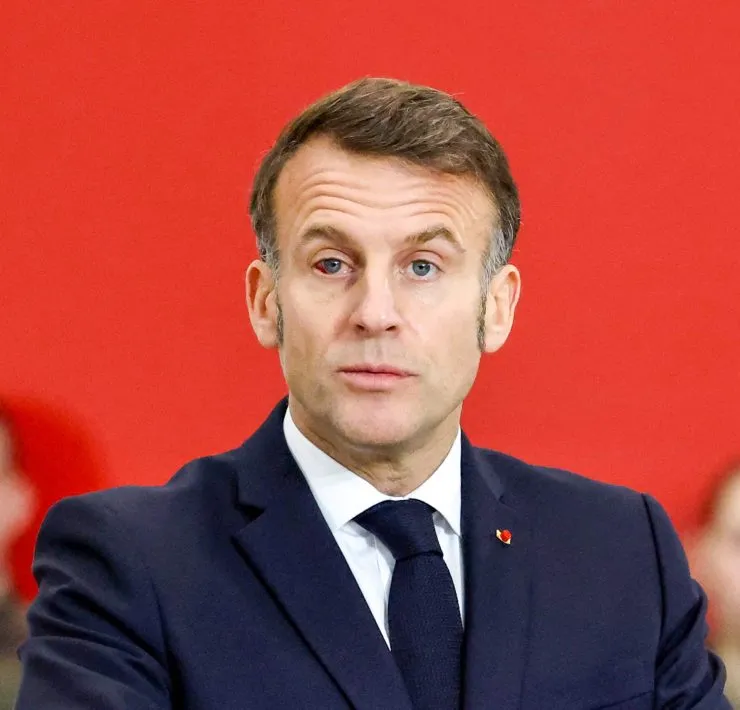 Emmanuel Macron : une photo de son frère affole les réseaux sociaux, c’est son sosie !