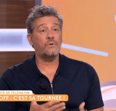 Dans Télématin, Titoff raconte comment il a retrouvé Naomi Campbell en personne chez son hôte, Jean-Luc Delarue