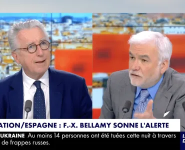 "Arrêtez !", "laissez-moi répondre" : Pascal Praud, le ton monte avec son chroniqueur qui lui tient tête