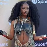 Ebony (Star Academy) : sa leçon de style remarquée aux Flammes