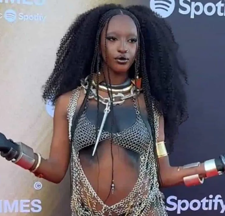 Ebony (Star Academy) : sa leçon de style remarquée aux Flammes