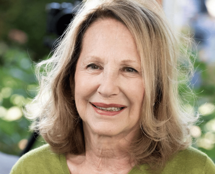 Obsèques de Nathalie Baye : David Hallyday, Sylvie Vartan, Brigitte Macron… Ils sont venus soutenir Laura Smet