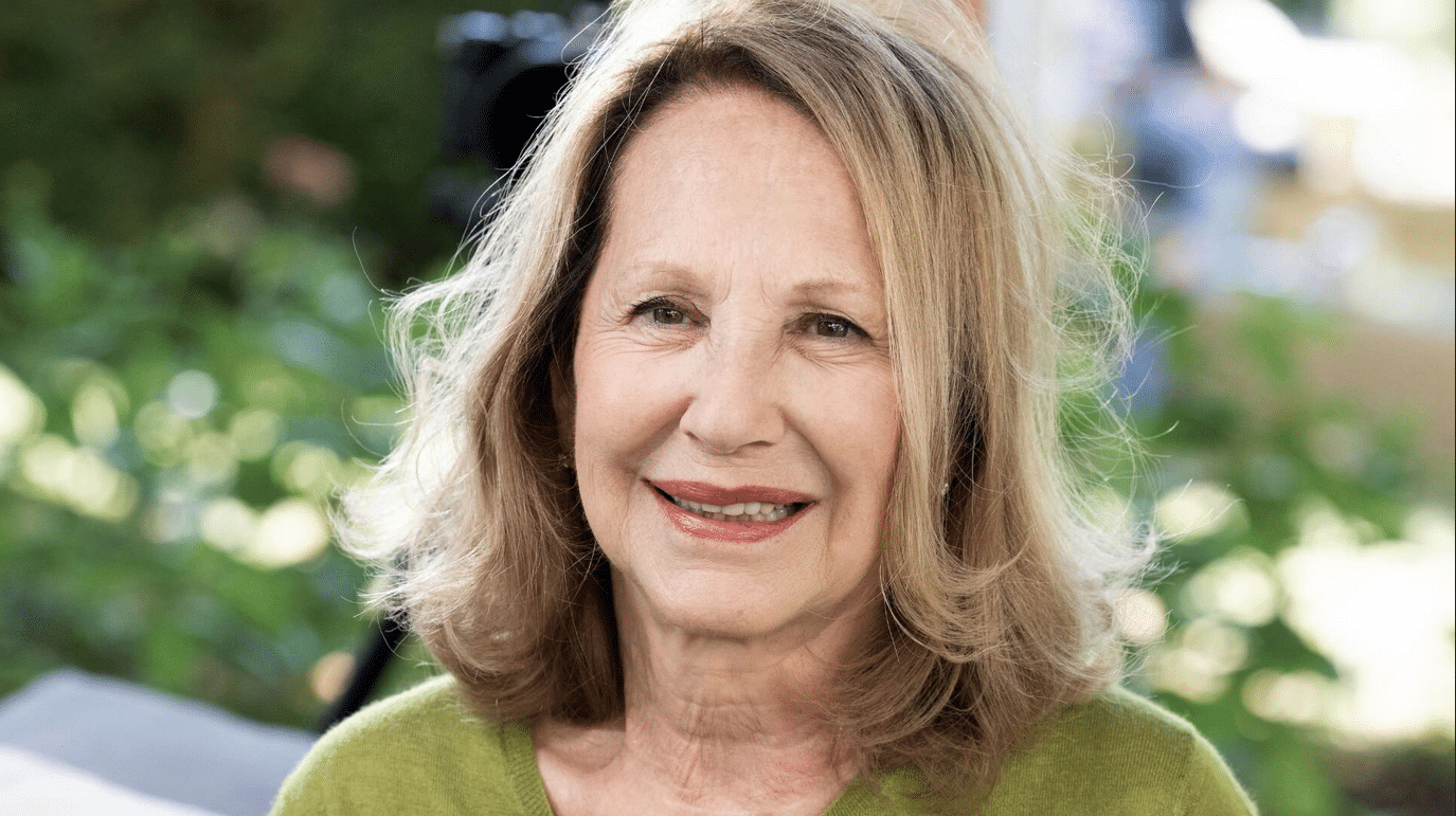 Obsèques de Nathalie Baye : David Hallyday, Sylvie Vartan, Brigitte Macron… Ils sont venus soutenir Laura Smet