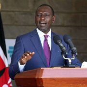 « Vous aurez besoin d’un traducteur » : le président kenyan se moque de l'anglais des Nigérians