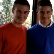 Deux frères jumeaux électrocutés en tentant de sauver un pigeon des lignes électriques