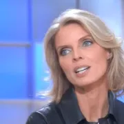 Mort d’Isabelle Mergault : son ancienne collègue, Sylvie Tellier, évoque la "magie" Laurent Ruquier qui lui permet de continuer d’exister