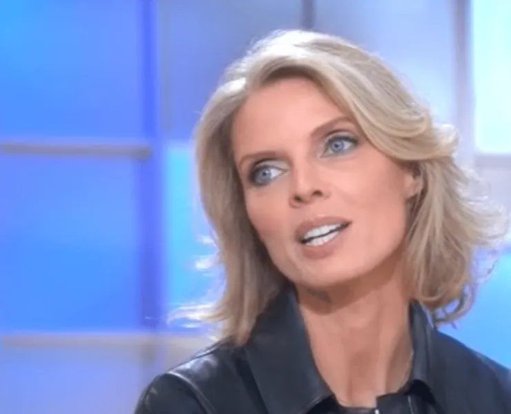 Mort d’Isabelle Mergault : son ancienne collègue, Sylvie Tellier, évoque la "magie" Laurent Ruquier qui lui permet de continuer d’exister