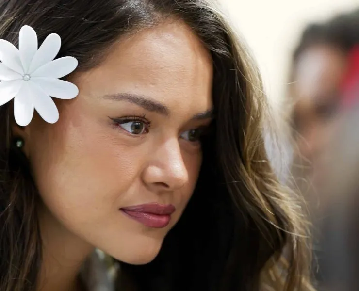 Hinaupoko Devèze, Miss France 2026, brise un tabou et lève le voile sur ses failles : "Personne n'a une santé mentale hyper clean"