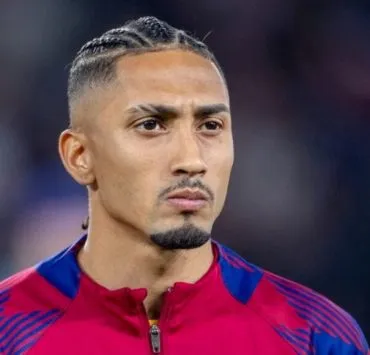 Ligue des champions : Raphinha critique l'arbitrage après l'élimination du Barça