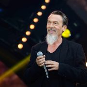 Florent Pagny : son état de santé inquiète de plus en plus, le chanteur multiplie les annulations de concerts