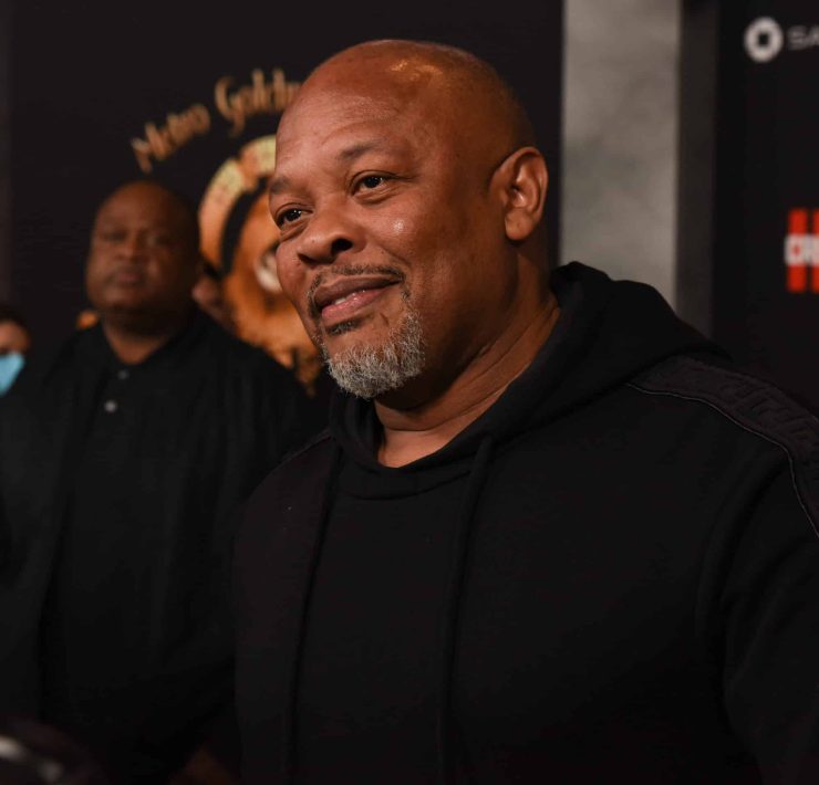Dr. Dre en couple ? Le rappeur aperçu main dans la main avec Michelle Saniei