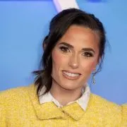 "Il est beau, il est drôle, il est gentleman", Capucine Anav, l’incroyable pouvoir de fascination qu’exerce Cyril Hanouna sur sa chroniqueuse