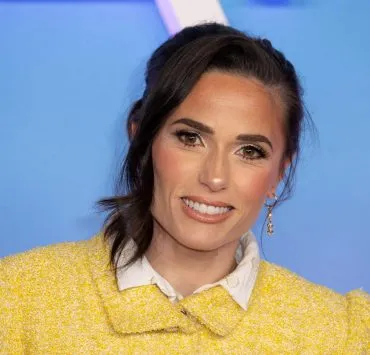 "Il est beau, il est drôle, il est gentleman", Capucine Anav, l’incroyable pouvoir de fascination qu’exerce Cyril Hanouna sur sa chroniqueuse