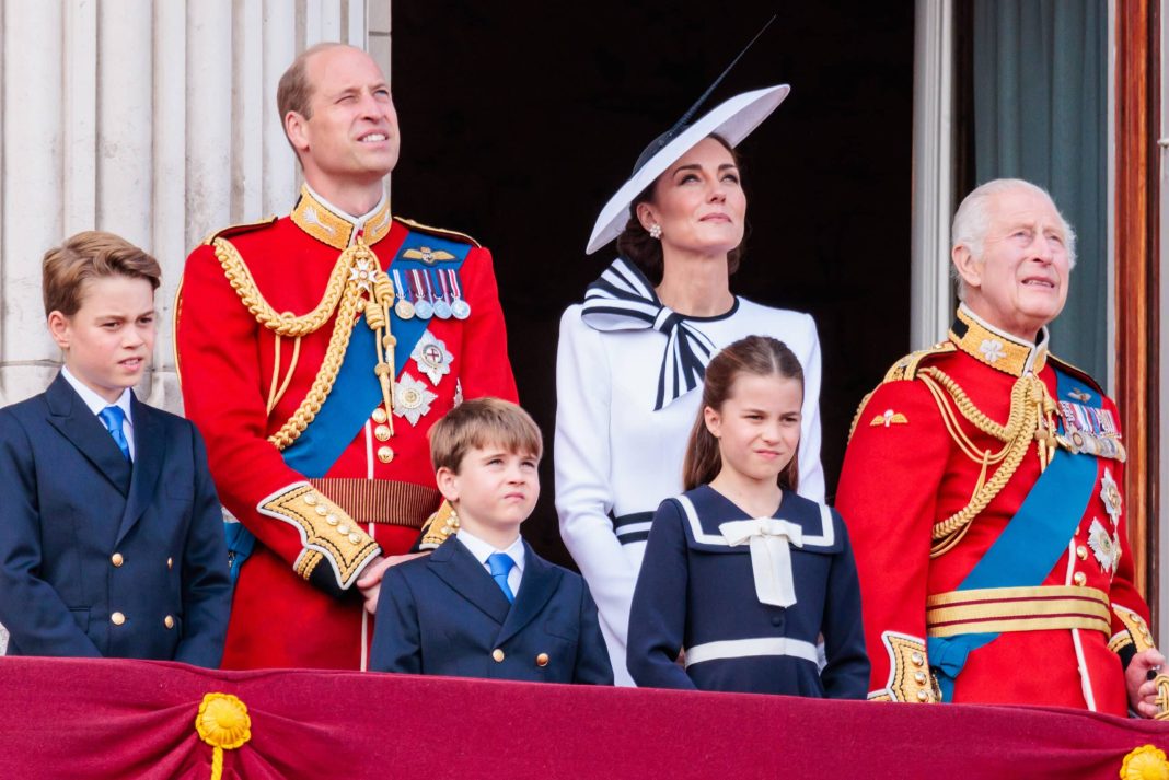 Le prince William et Kate Middleton bientôt roi et reine ? Charles III, malade, se 