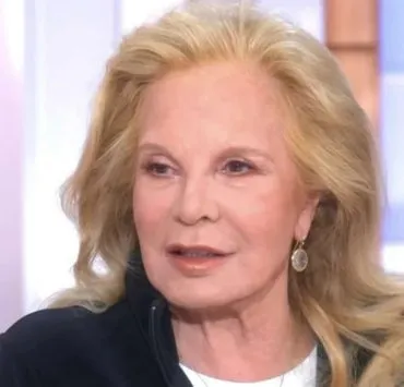 "Je me la ferais bien", Sylvie Vartan se souvient encore de la phrase osée prononcée par Johnny Hallyday lors de leur rencontre