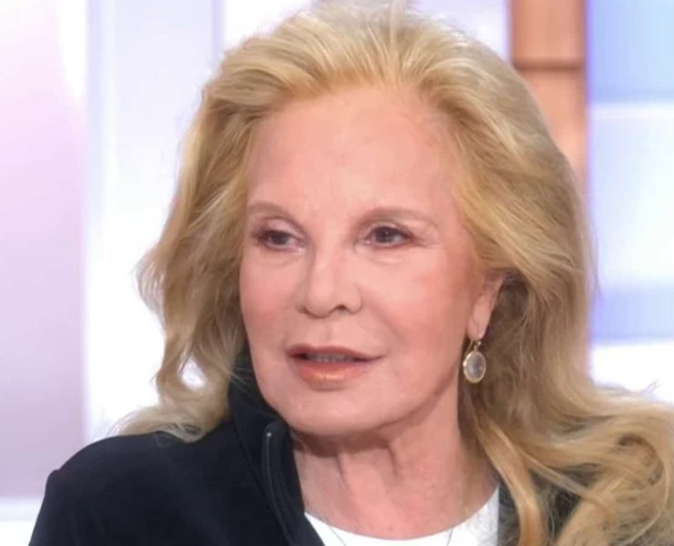 "Je me la ferais bien", Sylvie Vartan se souvient encore de la phrase osée prononcée par Johnny Hallyday lors de leur rencontre