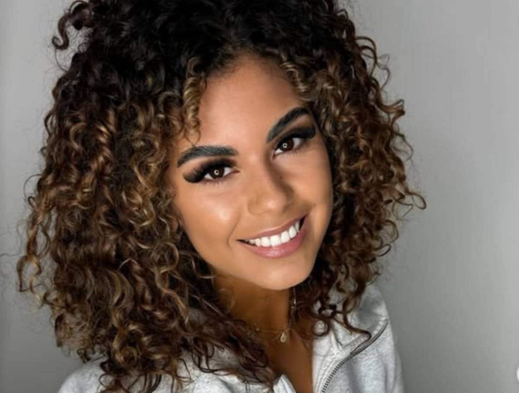 "Trois mois de dépression", "le cerveau complètement détraqué" : Zoé Brunet attaque la production de "Secret Story"