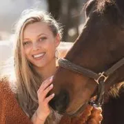 Miss Excellence 2026 : Elsa Grilly, Miss Pays de Savoie remporte l'élection imaginée par Geneviève de Fontenay