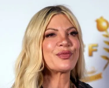 Tori Spelling et quatre de ses enfants hospitalisés en urgence après un accident de la route