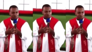« Je suis fatigué » – Un pasteur expose les femmes mariées de son église qui lui envoient des n.udes