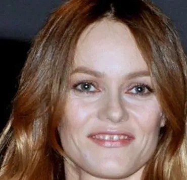 "La mort dans l'âme" : Vanessa Paradis et le printemps de Bourges, c'est fini
