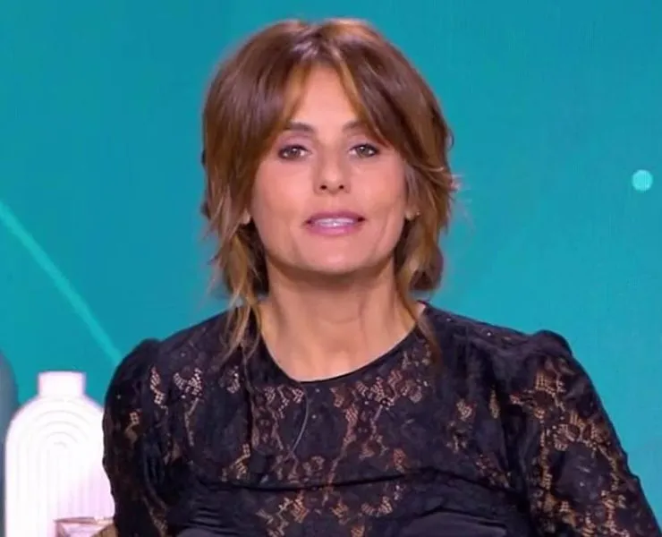 Faustine Bollaert : sa fille Abbie, 12 ans, la quitte "sans se retourner"