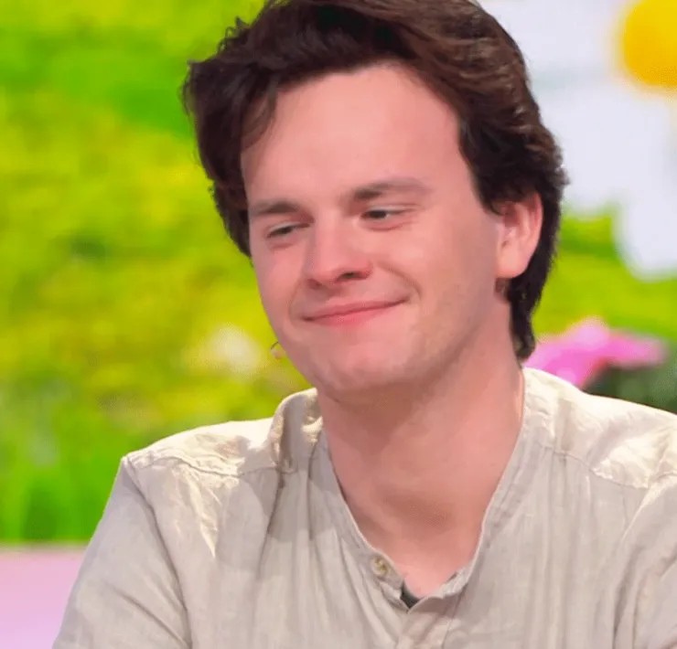 "Des expériences dingues" : Cyprien en larmes pour ses adieux touchants aux 12 coups de midi