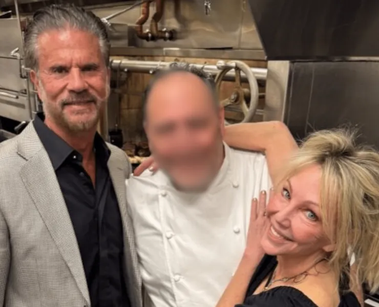 Heather Locklear et Lorenzo Lamas en couple : les détails de leur nouvelle romance