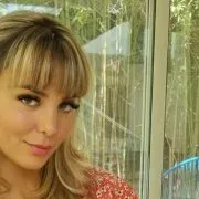 "Tellement vrai peut détruire une vie", Najet, la pro du séchoir "partie par partie", revient sur sa participation catastrophique à l’émission