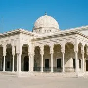 Tunisie : un député affirme qu"une Africaine ne peut pas être vi0lée" en Tunisie