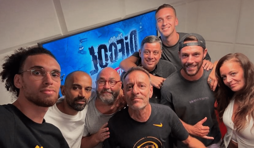 Un animateur de Skyrock interpellé à Paris : il se faisait passer pour un policier