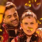 "Quelle honte" : Lucie Bernardoni qualifiée en demi-finale de DALS, son retour ne passe pas