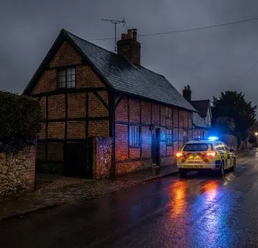 Angleterre : une ado de 19 ans t.uée par son chien familial, le père demande l‘abattage