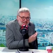 Les Grosses Têtes : après la disparition d'Isabelle Mergault, Laurent Ruquier recrute une humoriste