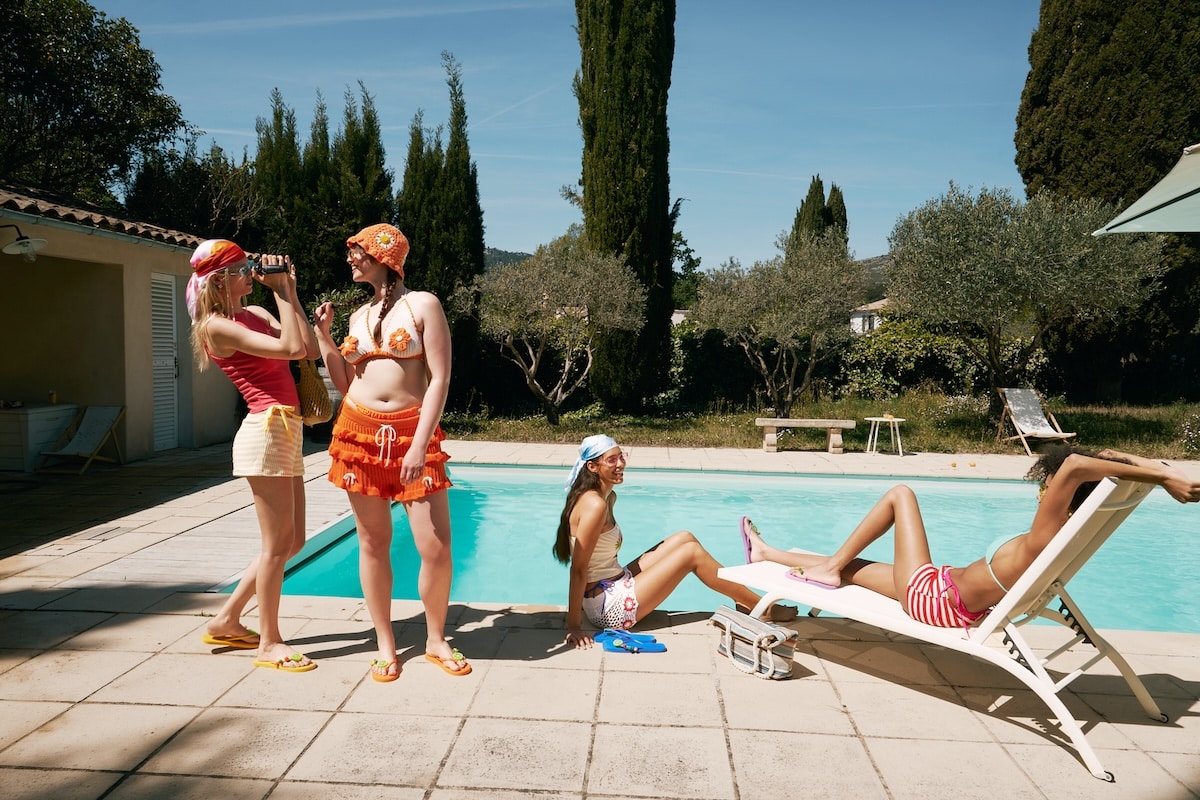 De la plage à la soirée : un look pour chaque moment de vos vacances