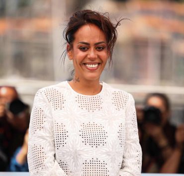 "Beaucoup, beaucoup d'argent" : Amel Bent sans filtre sur ce qu’elle gagne réellement