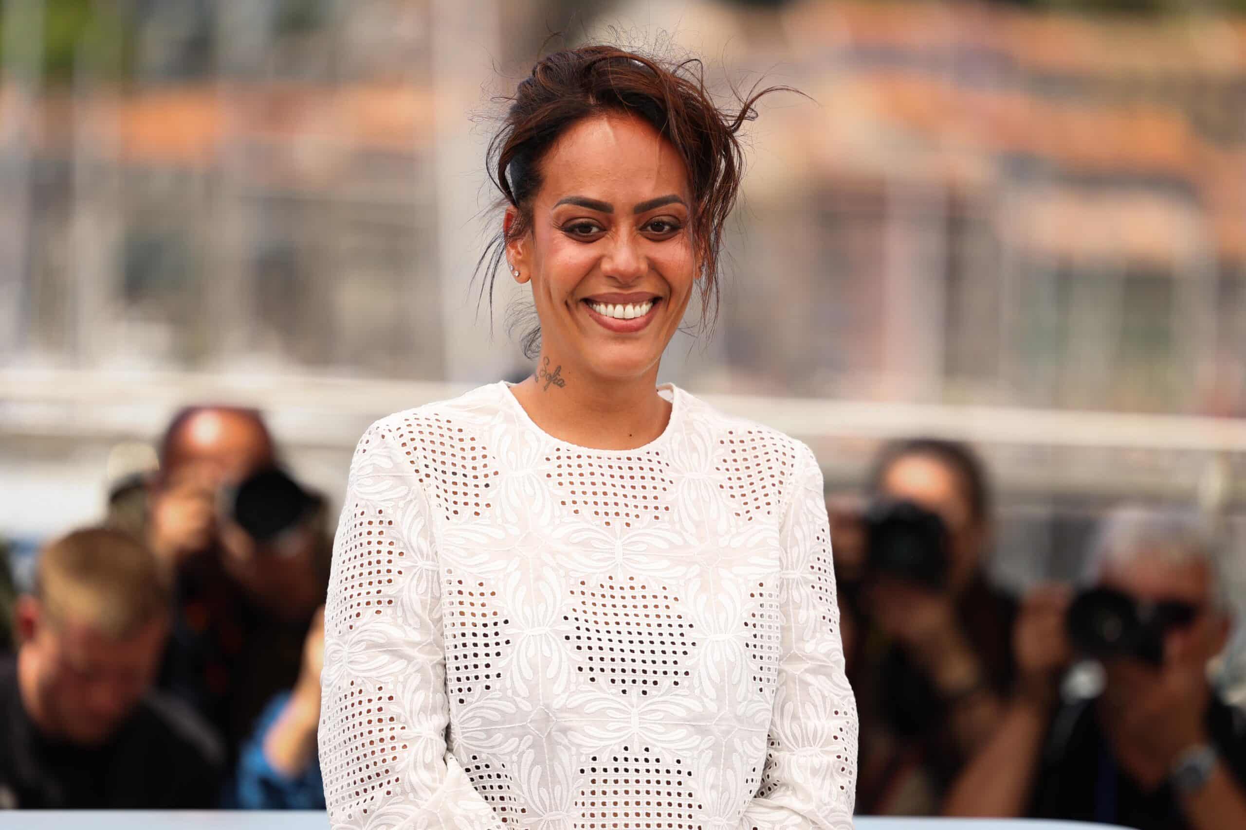 "Beaucoup, beaucoup d'argent" : Amel Bent sans filtre sur ce qu’elle gagne réellement