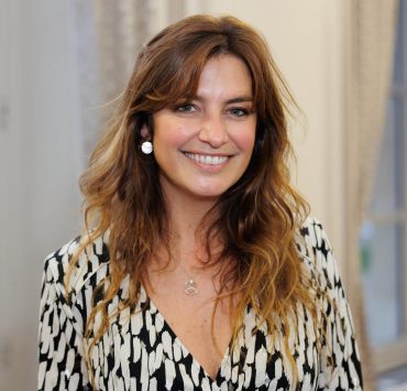 "Vous risquez de mourir" : Laëtitia Milot sur le point de faire une occlusion intestinale, l'actrice opérée en urgence