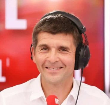 Thomas Sotto : après son accident de la route en début d’année, le journaliste quitte RTL