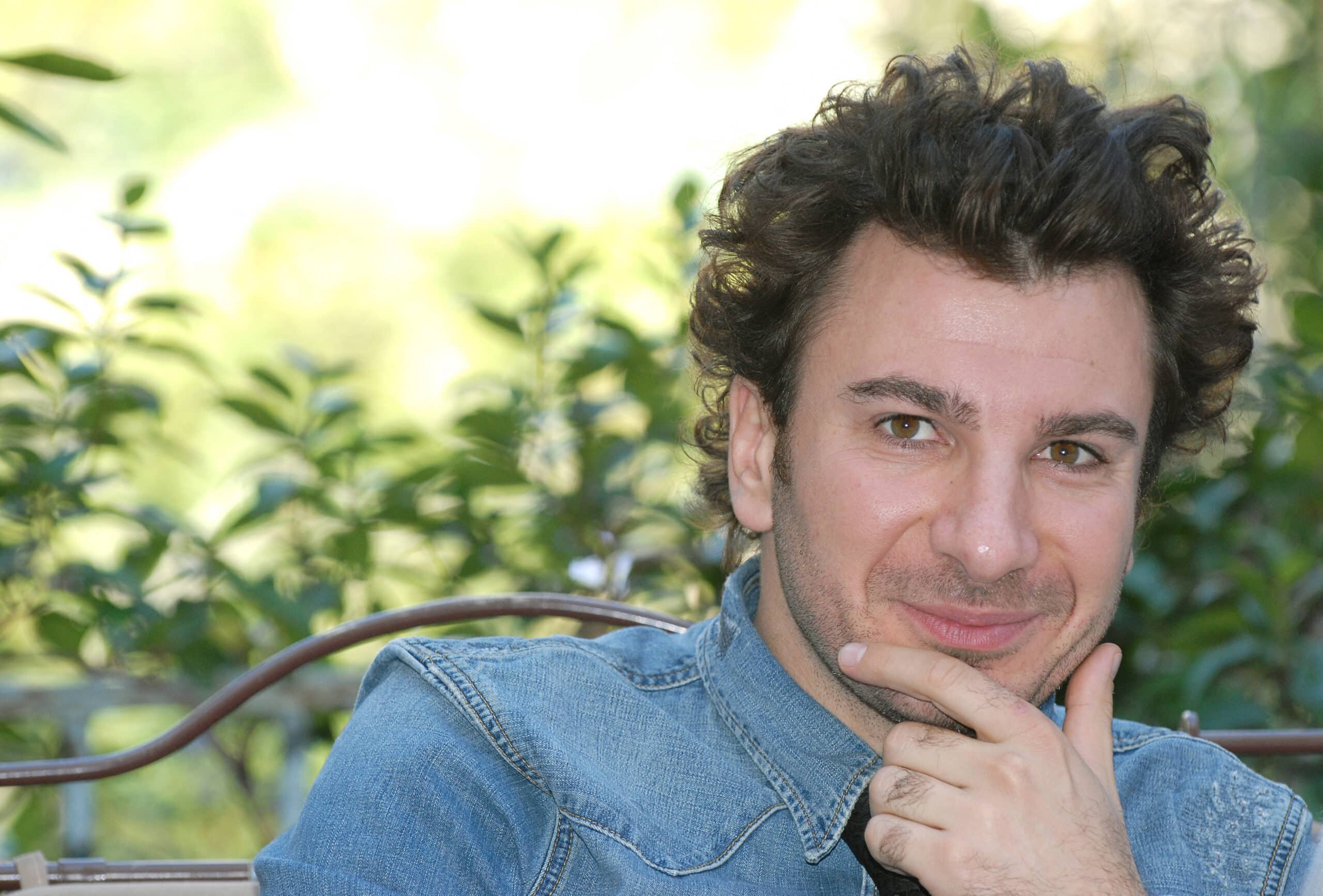 Michaël Youn : comment il a été augmenté de 20 000 francs à 20 000 euros, au Morning Live