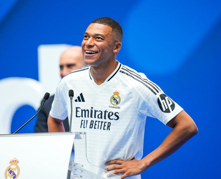 Comment s'habiller pour un rendez-vous amoureux ? Les conseils mode de Kylian Mbappé