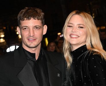 Niels Schneider, pas collant : Virginie Efira a sa propre chambre, sur le palier de leur appartement de Bastille
