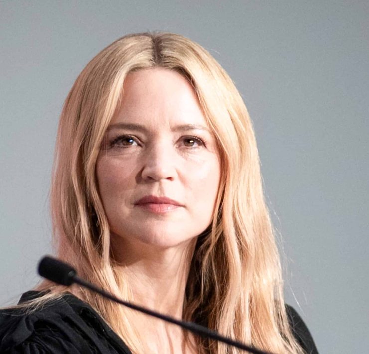 Virginie Efira : ne lui piquez pas sa maison de vacances dans le 94, qu’elle loue depuis 10 ans