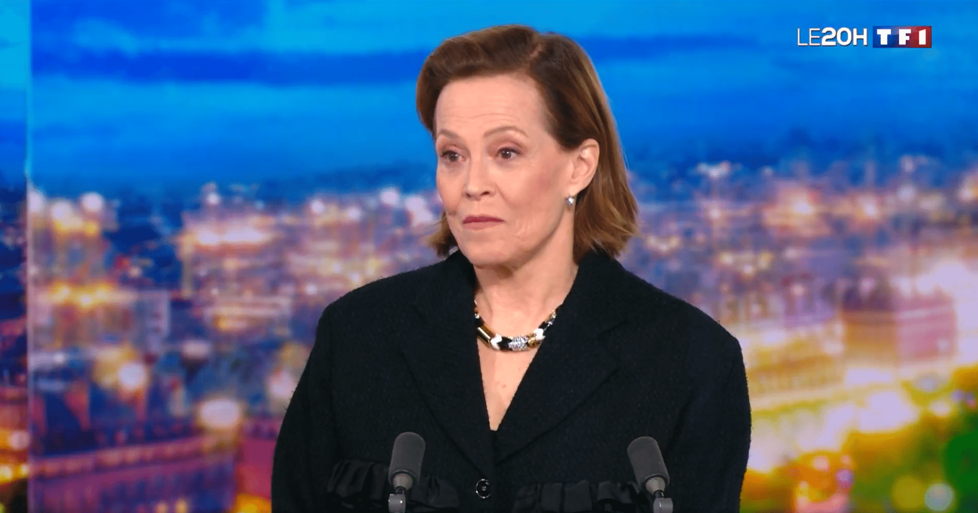 "J'avais 11 ans" : au JT de 20h de TF1, Sigourney Weaver déclare sa flamme à la France
