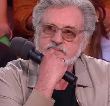 Daniel Auteuil change de tête : ses "rouflaquettes" font jaser