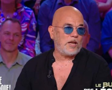 "C’était une jalousie", Pascal Obispo, 20 ans après s’être fait tirer dessus en plein concert en Corse, révèle le "fin mot de l’histoire"